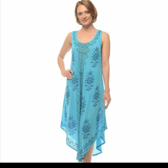 Shoreline Dresses & Skirts - Boho Chic Batik Print Sleeveless Dress